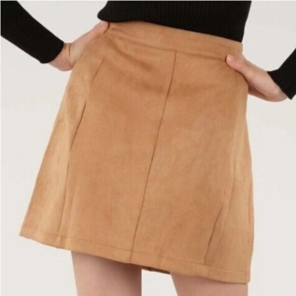 Hippie Rose Camel Tan Soft Mini Skirt In Size Medium - Picture 1 of 11